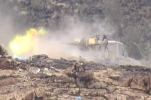 القوات الحكومية ترد على قصف حوثي عنيف طال مواقعها في تعز