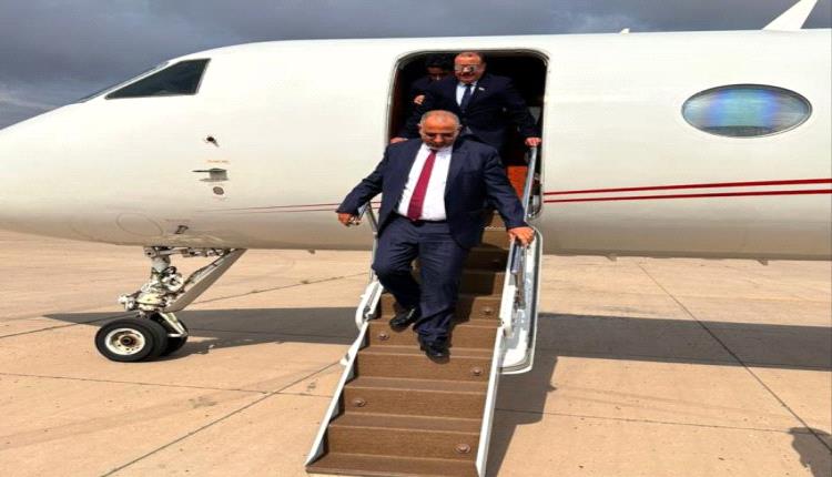 الزُبيدي يعود إلى العاصمة عدن بعد زيارة عمل خارجية
