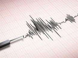 زلزال بقوة 5.7 درجات يضرب إندونيسيا