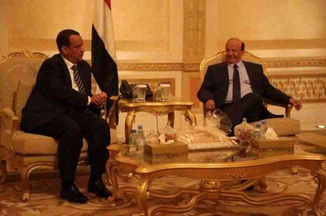 ما حقيقية اشتراط هادي نفي الحوثي وصالح خارج اليمن؟
