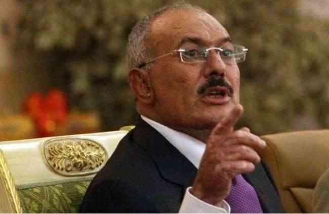 مصادر : الحوثي يحدد تحركات صالح ويستولي على حساباته في البنوك