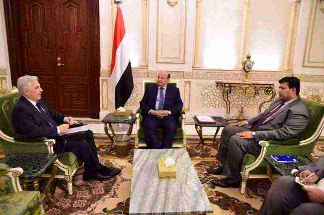 هادي يلتقي السفير الروسي لدى اليمن