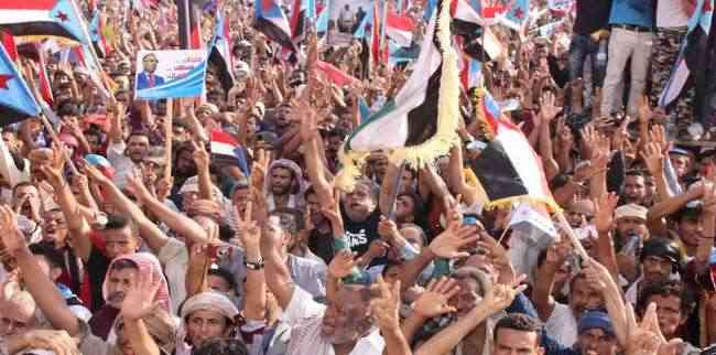 العاصمة المؤقتة عدن تشهد اجراءات أمنية مشددة، غداة مهرجان المجلس الانتقالي الجنوبي غدا الجمعة