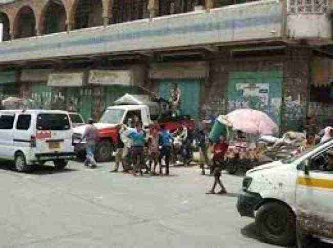 السلطات اليمنية تلقي القبض على 2 من المتهمين بتنفيذ عمليات الاغتيالات في تعز