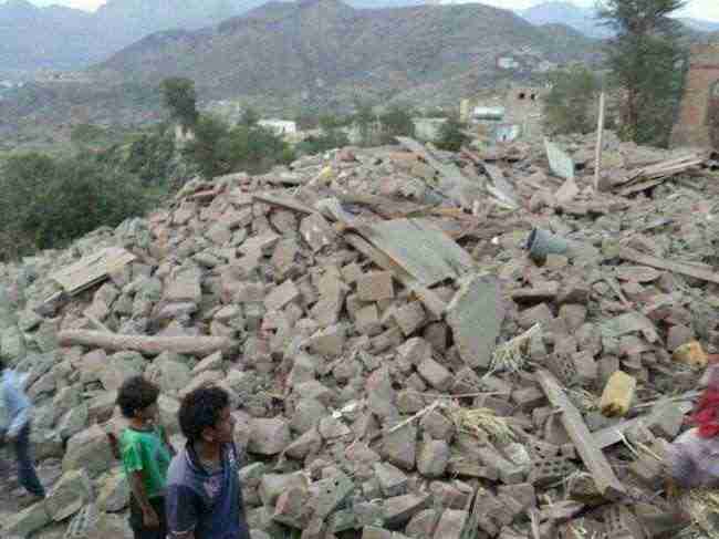 تقرير حقوقي: حرب الحوثيين على "عتمة" تسببت في نزوح 1790 أسرة