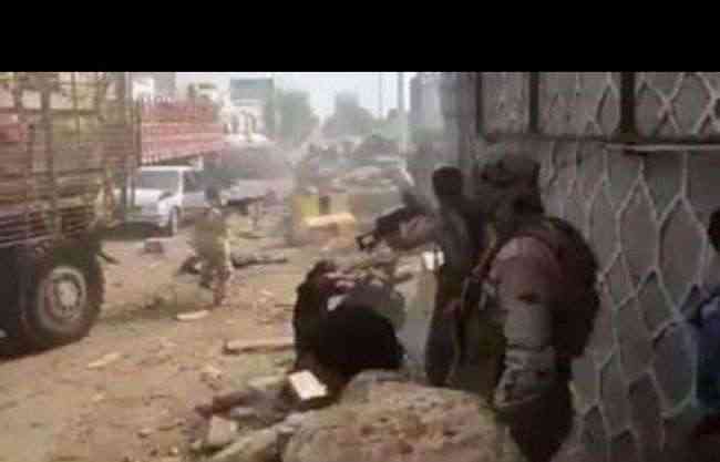 تطهير مبنى البحث الجنائي ومقتل جنديين من قوات الأمن خلال تفجير انتحاري نفسة
