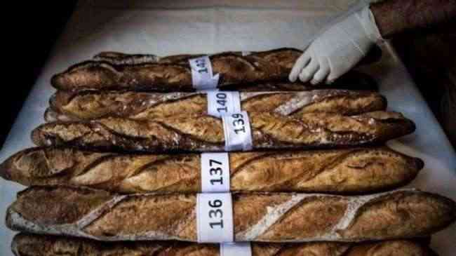 ماكرون: الخبز الفرنسي الطويل ينبغي أن يدرج ضمن الكنوز الثقافية لليونسكو