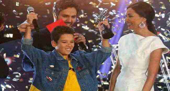 المغربي حمزة لبيض يفوز بلقب (ذا فويس كيدز) في موسمه الثاني
