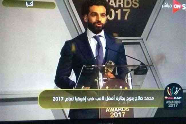 محمد صلاح يفوز بجائزة "فيفا" لأفضل لاعب أفريقي