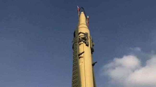 تعرف على الصاروخ الباليستي الجديد الذي كشفت عنه إيران