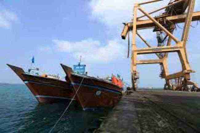 مسؤول بحري أوروبي يتهم الحوثيين بالهجوم على السفينة التركية بالحديدة