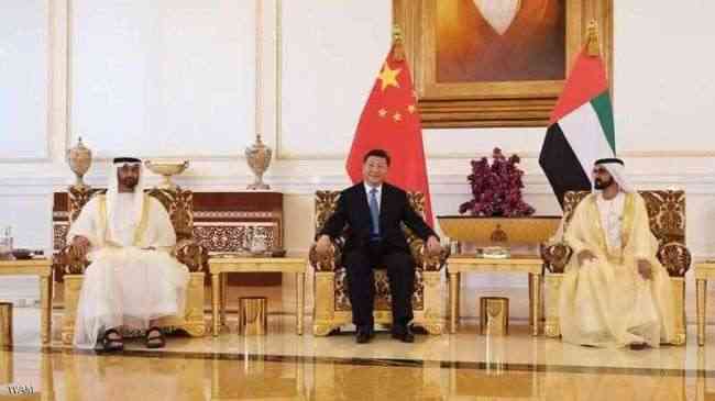 في زيارة تاريخية .. الرئيس الصيني يصل إلى الإمارات