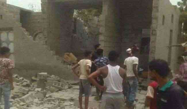 قصف حوثي عنيف على مدينة التحيتا وسقوط ضحايا مدنيين