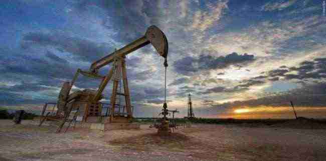 انخفاض اسعار النفط مع تصاعد النزاع التجاري بين واشنطن وبكين