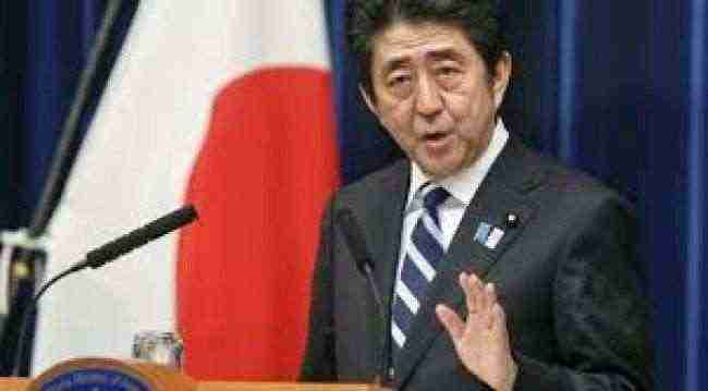 تعديل وزاري في اليابان يبقي على عدد من الوزراء ويعين وزيرة واحدة