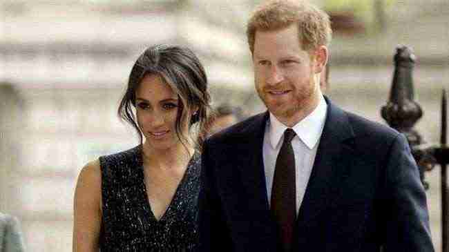 بالصور.. الأمير هاري يضع ميجان ميركل في موقف محرج بحفل زفاف الأميرة يوجيني