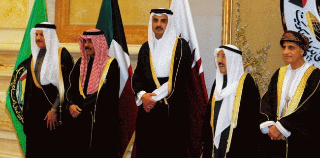 صحيفة خليجية : قمة خليجية مرتقبة في الرياض وسط ضغوط لإنهاء أزمة قطر