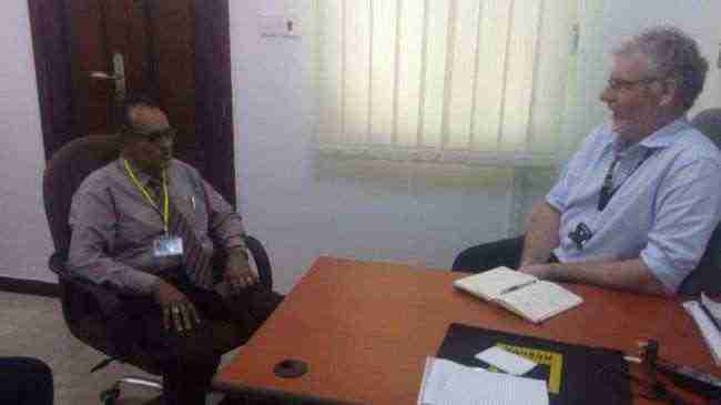 مدير صحة عدن يلتقي المدير القطري للجنة الانقاذ الدولية بعدن