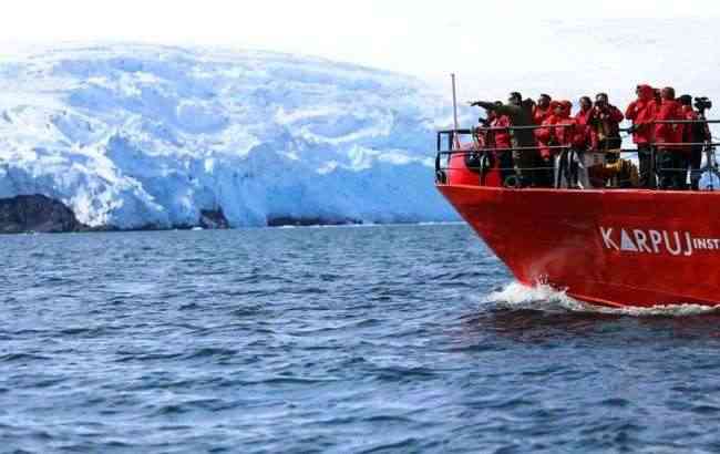البحث عن أدلة على التغير المناخي في الصفائح الجليدية للقارة القطبية الجنوبية