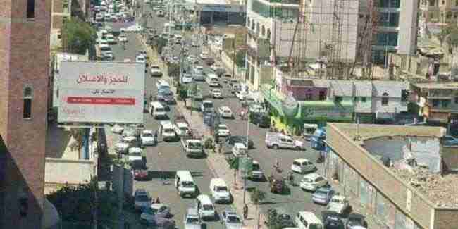 الحوثي يصدر تعميم بمنع دخول الشاحنات إلى صنعاء والسبب!؟