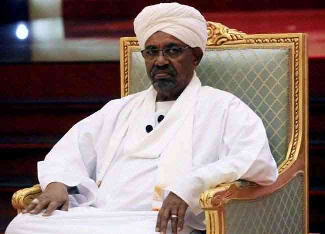 نقل الرئيس السوداني السابق البشير إلى سجن كوبر
