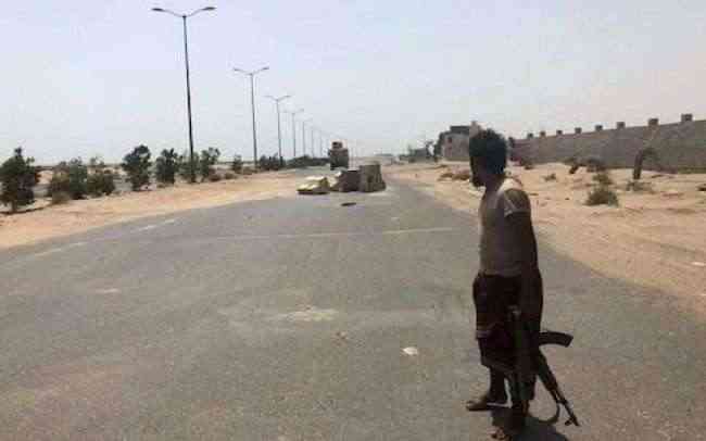 القوات المشتركة تحبط عملية إرهابية للحوثيين ومصرع منفذيها في مطار الحديدة