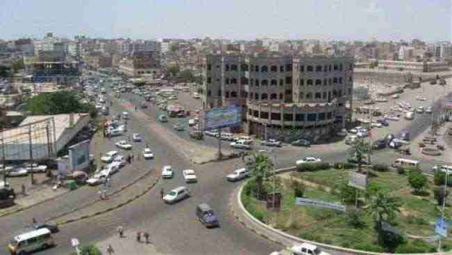قائد اللواء 11 عمالقة يتفقد أوضاع الجرحى في مستشفيات عدن
