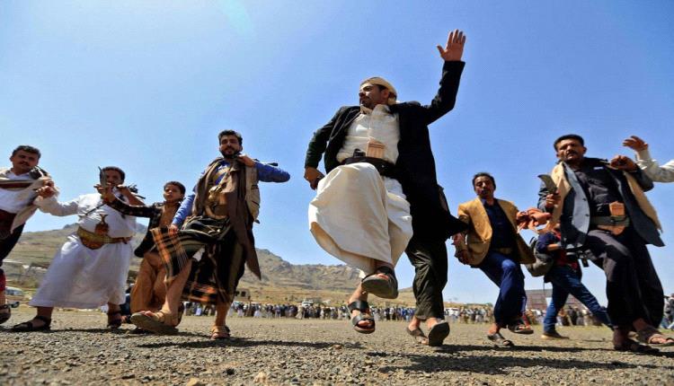 الحوثي يكشف عن موعد النهائي لإعلان حكومته الجديدة 