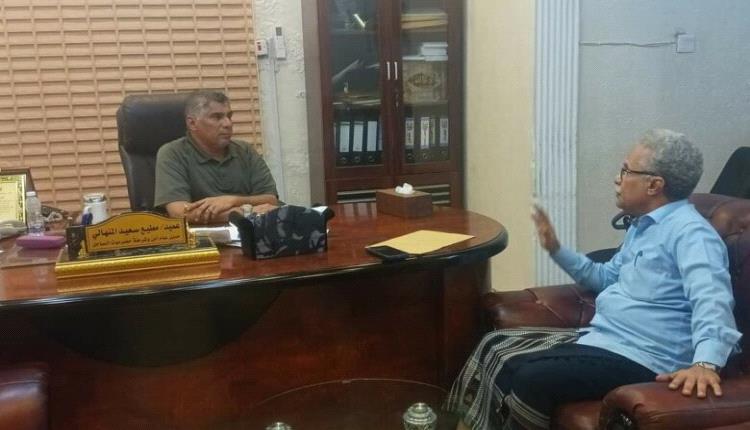 مدير شرطة ساحل حضرموت على فرض هيبة الأمن والنظام في دوعن
