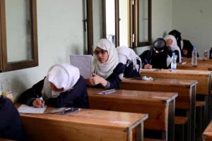 مدارس تعز تعلن الإضراب وإيقاف الاختبارات النهائية
