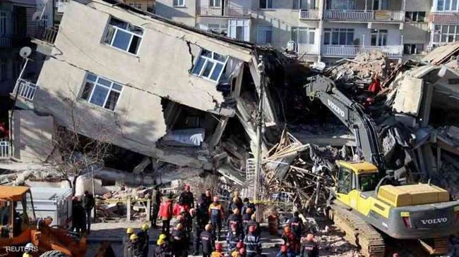 ارتفاع ضحايا الزلزال في تركيا الى 31 قتيلا
