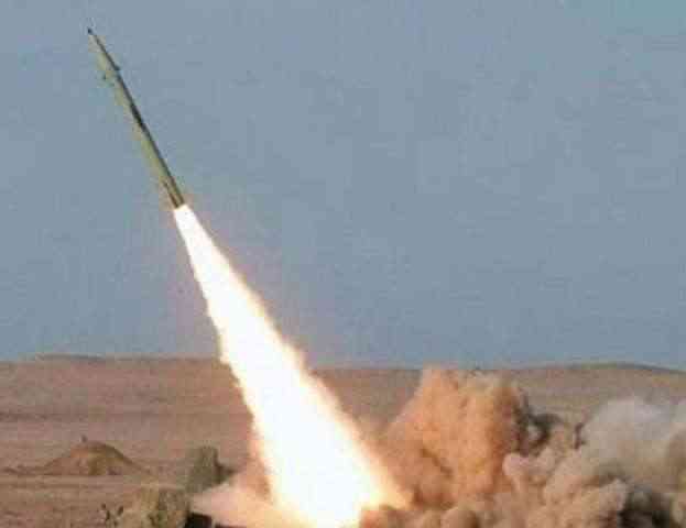 الحوثي يفشل في إطلاق صاروخ باليستي من شمال صنعاء