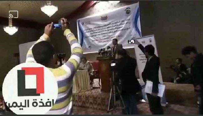 خاص - في سابقة فجرت أزمة كبيرة وفوضى في صنعاء .. وزير حوثي لقضاة اليمن : أنتم يهود