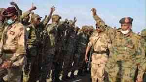 بعد الإعلان عن تصعيد خطير.. البرهان يتفقد قوات الجيش السوداني على الحدود مع إثيوبيا