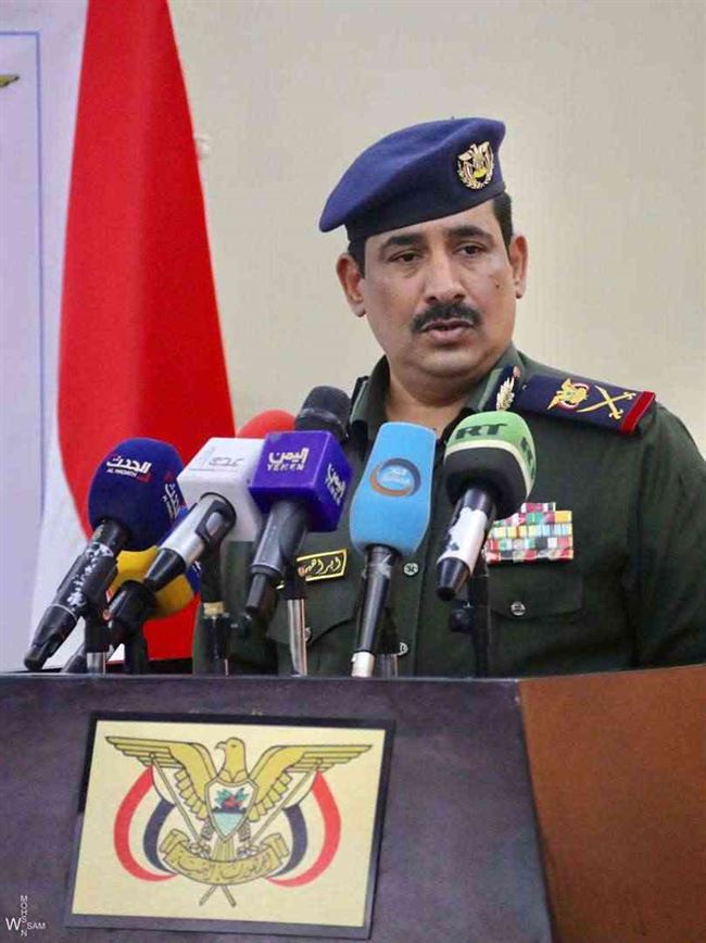 عاجل : مؤتمر صحفي لوزير الداخلية بشأن استهداف مطار عدن 