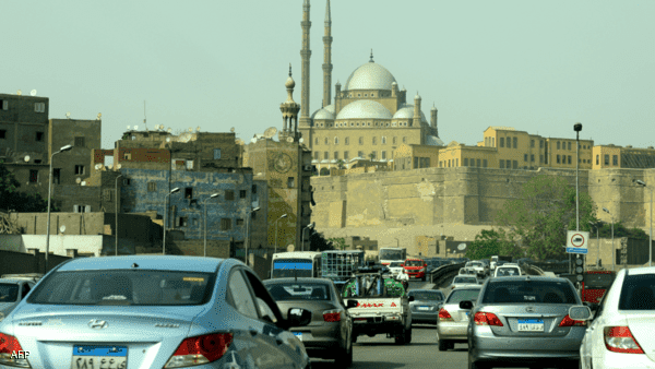 مصر تعلن موعد صناعة أول سيارة كهربائية في البلاد