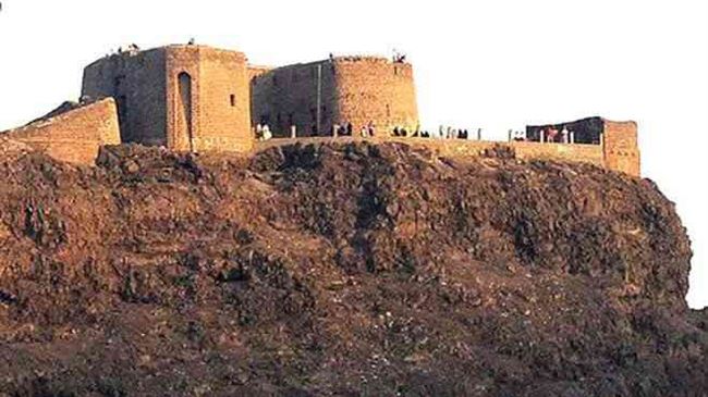 الحماية الرئاسية تنتشر في قلعة صيرة قبالة قصر المعاشيق الرئاسي