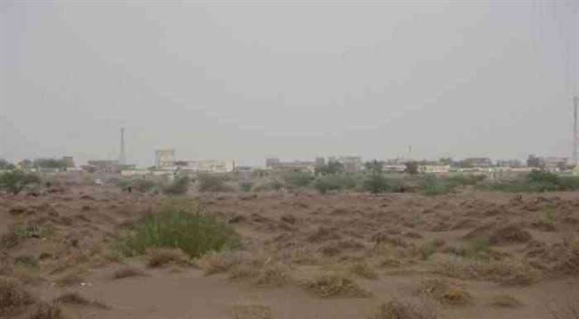 قصف مدفعي حوثي يستهدف مناطق سكنية في التحيتا