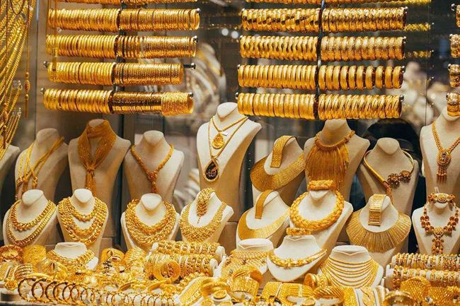 شاهد اسعار الذهب بالأسواق اليمنية