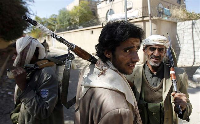 اشتباكات مسلحة بين الأهالي والحوثيين في صنعاء