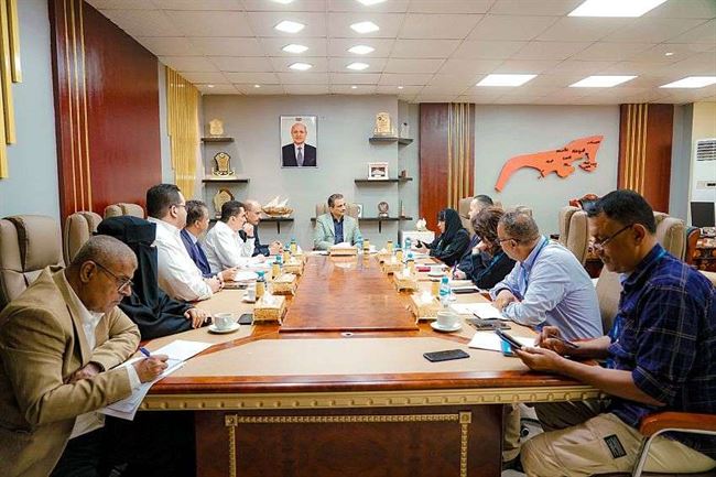 لملس يبحث مع ممثلة مفوضية اللاجئين في اليمن معالجة آثار النزوح والهجرة في عدن