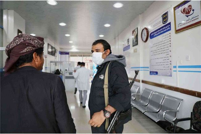 للابتزاز .. الحوثي يهدد مجددا بإغلاق 30 مستشفى خاص في صنعاء