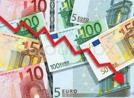 البنك المركزي الأوروبي يرفع الفائدة 50 نقطة أساس.. واليورو يهبط