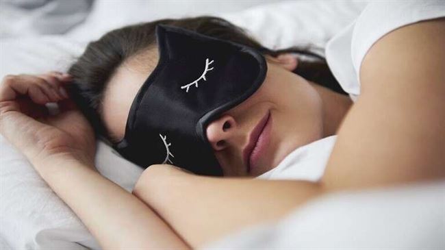 3 طرق لتحسين النوم والقضاء على الاستيقاظ المتكرر ليلاً