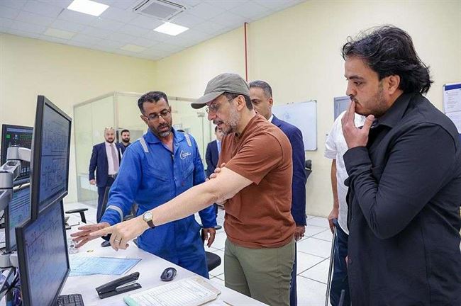 بن مبارك الوزراء يقوم بزيارة ميدانية لمحطة الرئيس الكهربائية بالبريقة