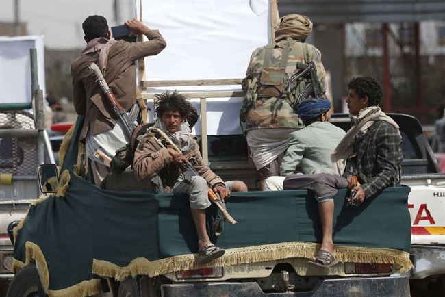 الحوثي يعترف بمصرع 7 من قياداته بينهم 5 بصنعاء