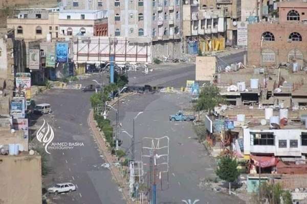 سلطة تعز تفتح طريق "الحوبان" والحوثي يرد بفتح طرقات بعيدة