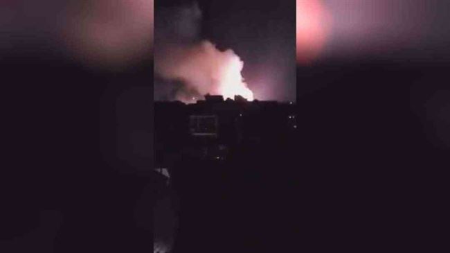 إنفجارات عنيفة وخسائر فادحة .. ننشر نتائج غارات التحالف الليلية على صنعاء (فيديو)