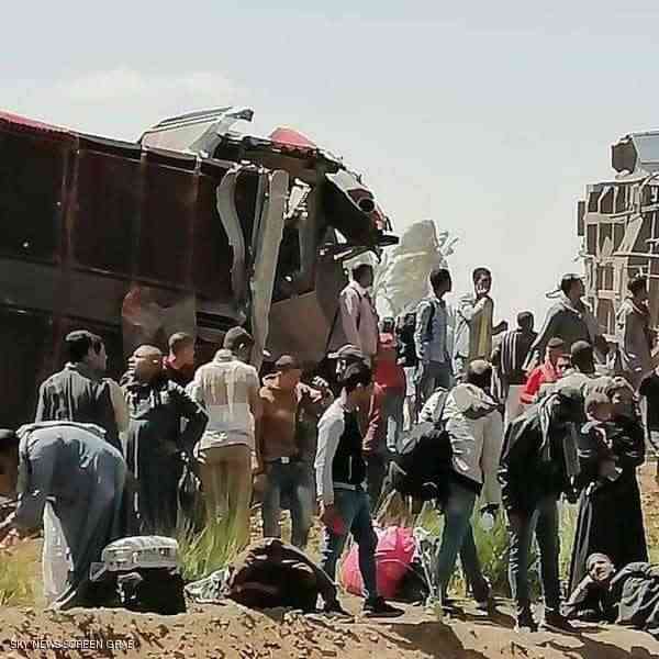 حادث مروع.. تصادم قطارين في سوهاج بصعيد مصر