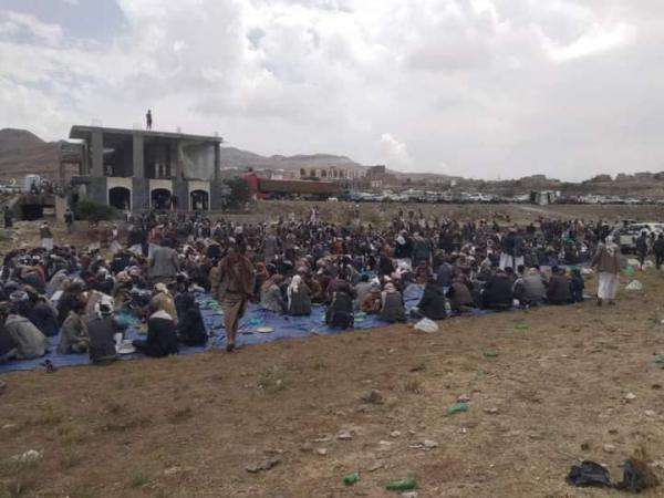 تعسفات الحوثي تجبر سائقي شاحنات النقل الثقيل للاحتجاج